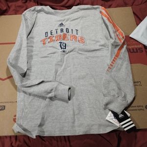 NWT Detroit Tigers Adidas Long Sleeve Tee Youth Large